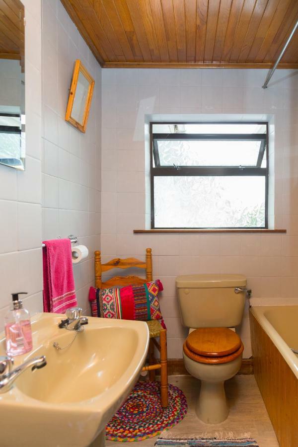 מלון קילורגלין Aloha House מראה חיצוני תמונה